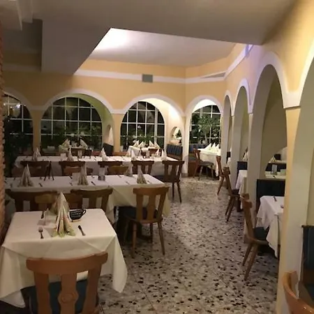 Bruchstrasse 1 Апартаменты Netphen